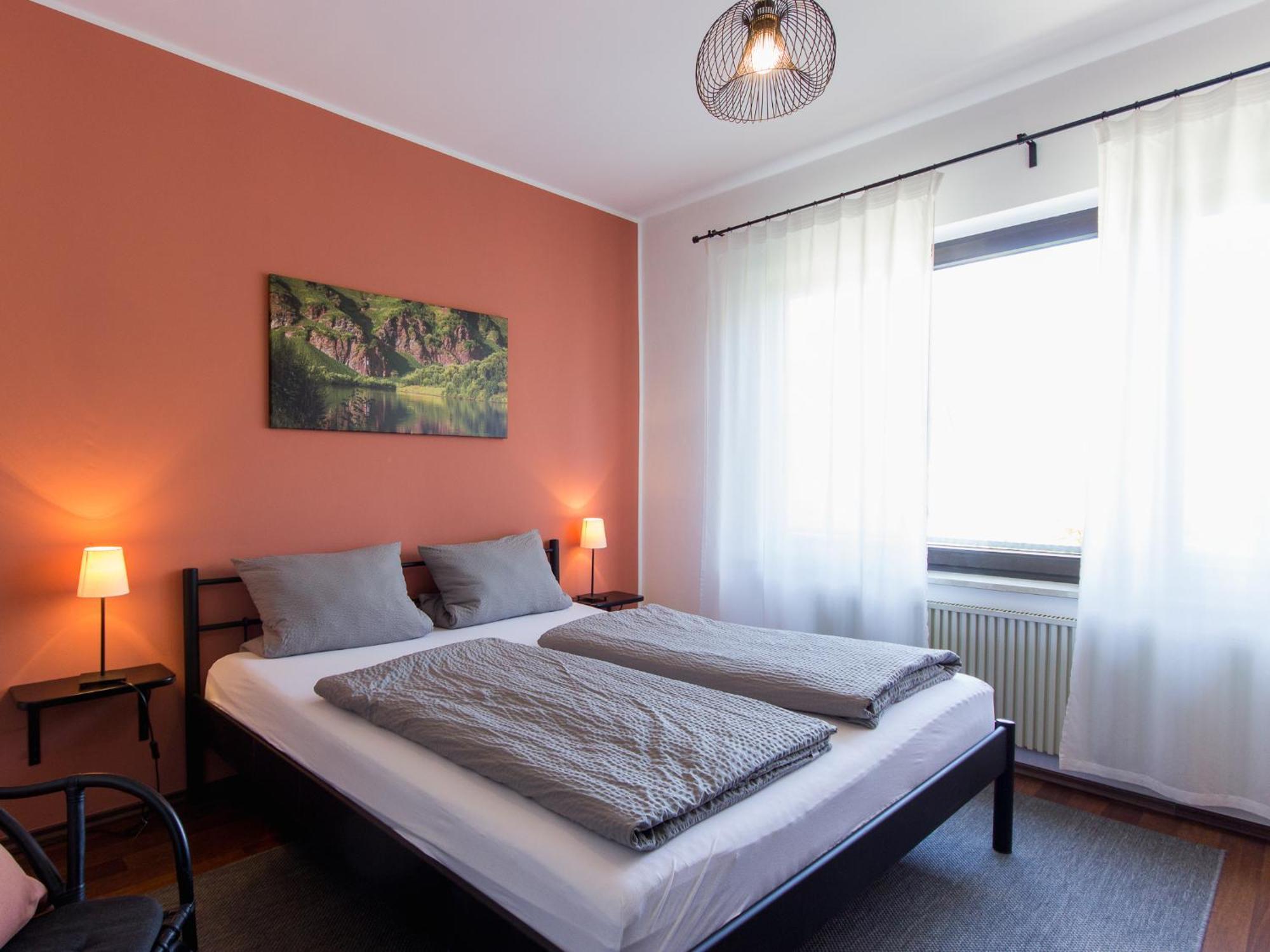 Ferienhaus Schwaab-Scherr, Genau Zwischen Bernkastel-Kues Und Traben-Trarbach, Mit Kostenlosem Oepnv-Ticket Fuer Bus Und Bahn, Parkplaetzen Und Fahrradgarage Erden ภายนอก รูปภาพ